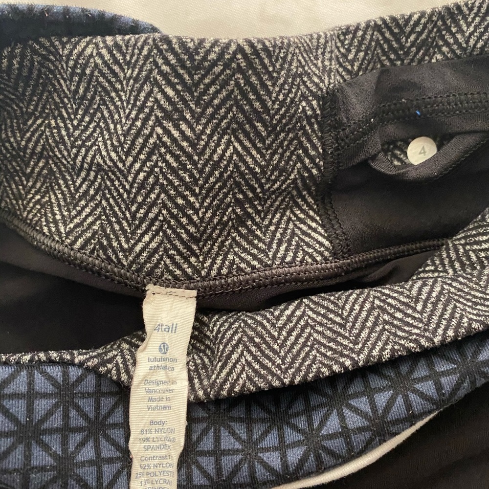 Lululemon Black Astro Flare Pant 4 Tall - Picture 12 of 12